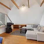 With Sea View V Appartement