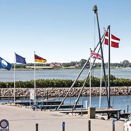 Apartmán With Sea View V *